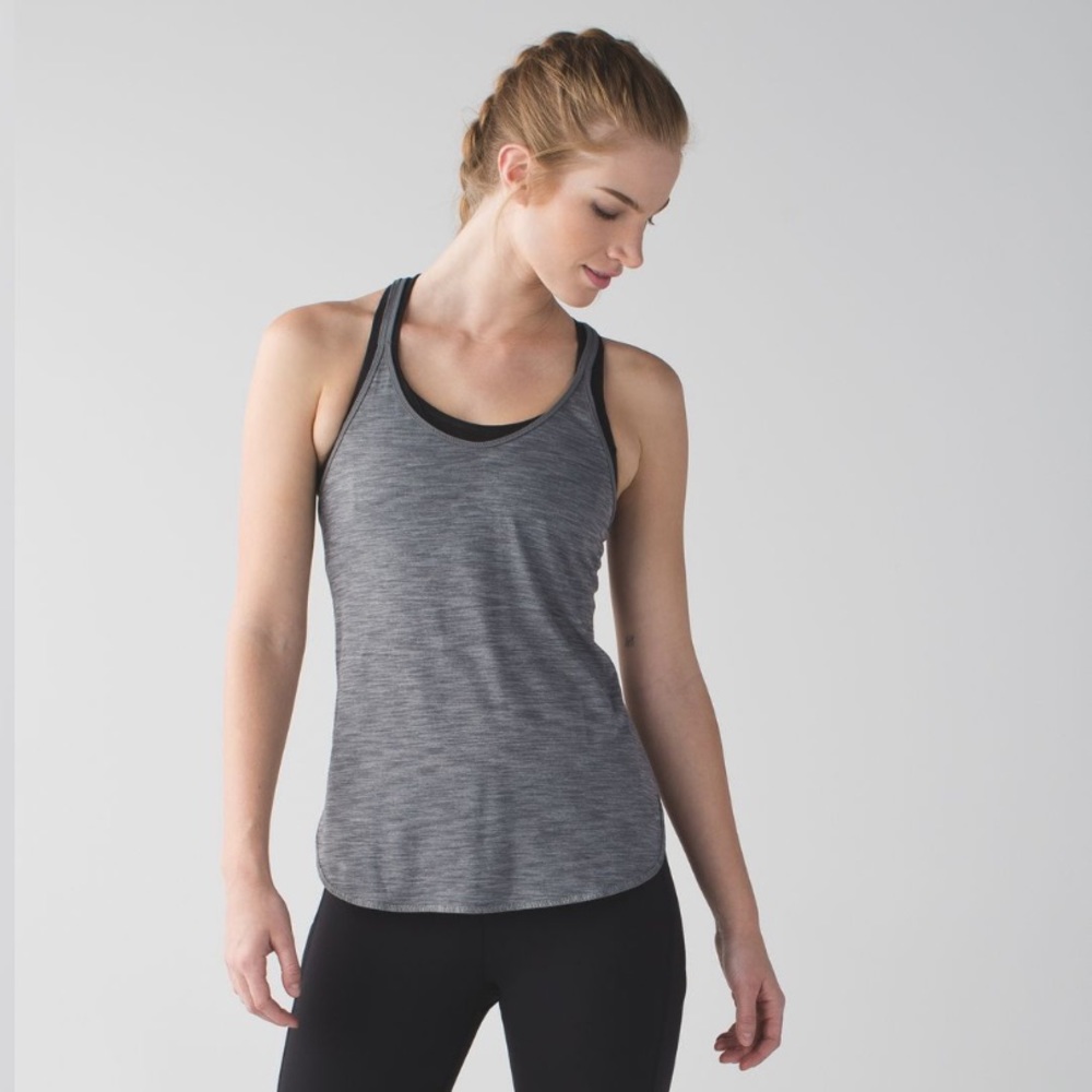 Lululemon What The Sport Singlet II
Heathered Slate